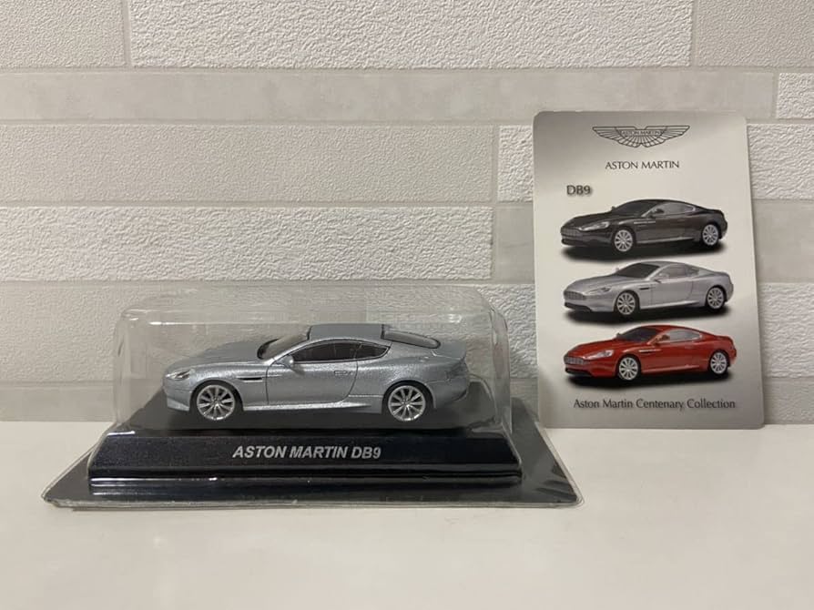 京商 1/64 アストンマーティン 25台セット　アクリルケース付き 京商 1/64 アストンマーティン 25台セット アクリルケース付き